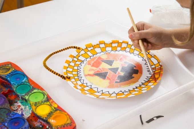 painting halloween suncatcher