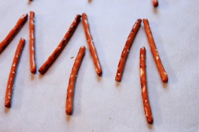 pretzels arranged in tree shapes