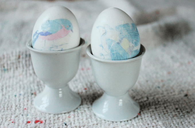 decorating eggs with image transfers (1)