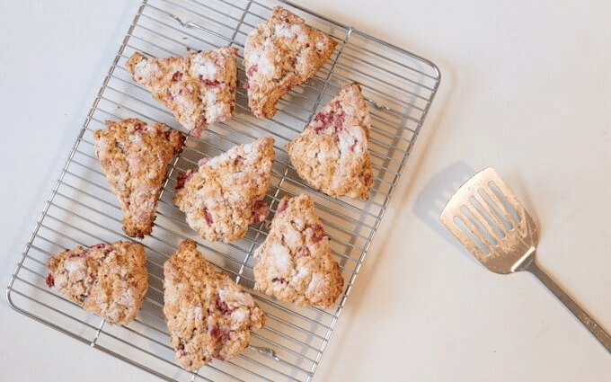 raspberry oatmeal scones