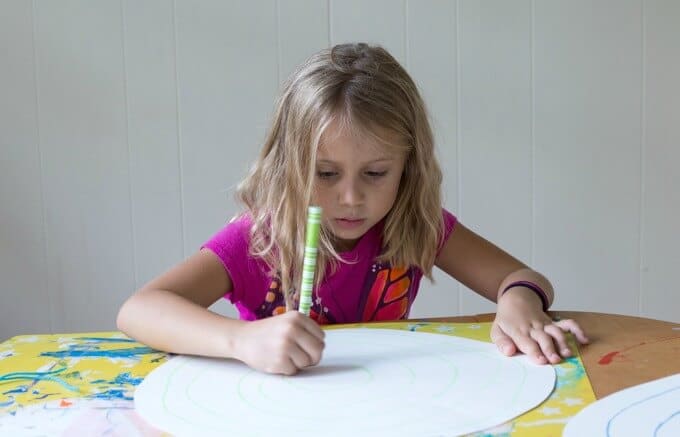 Paper Twirlers - Drawing the Spiral