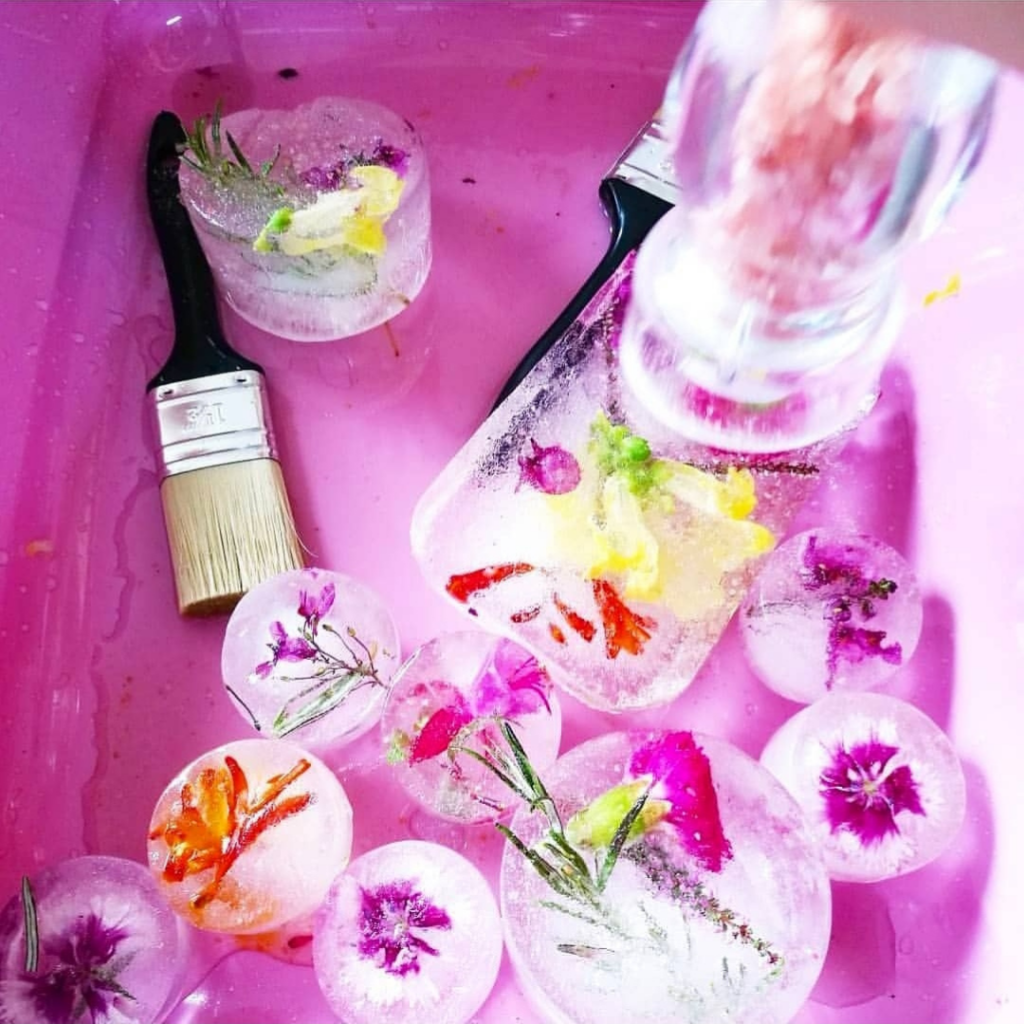 nature ice blocks