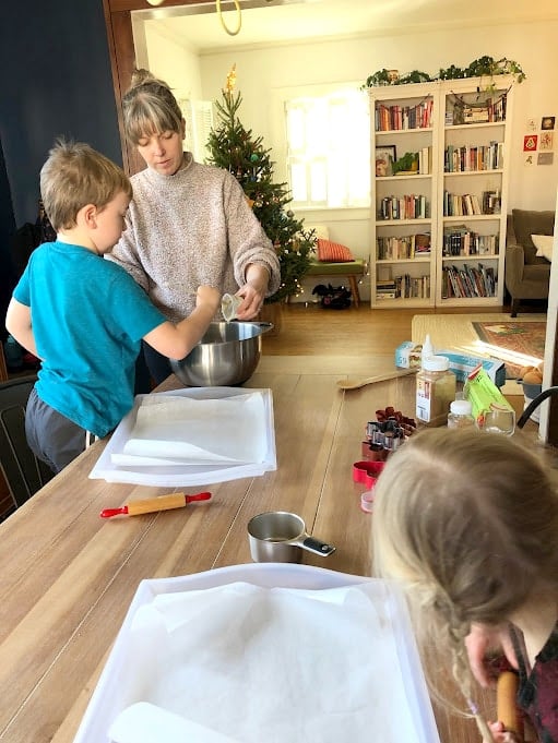 Making cinnamon ornaments for eco friendly christmas decorations