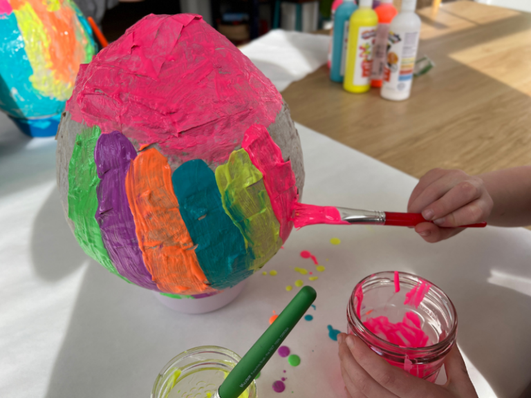 painting eggs