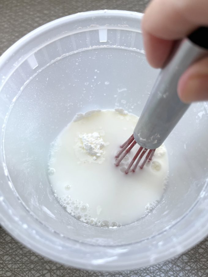 mixing up chalk paint