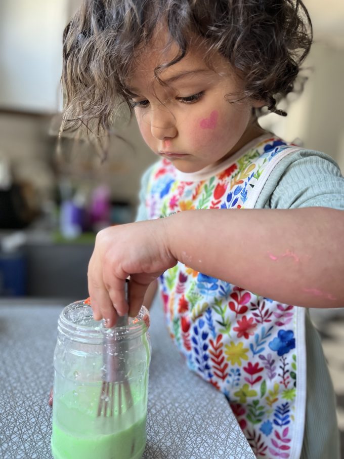 mixing chalk paint