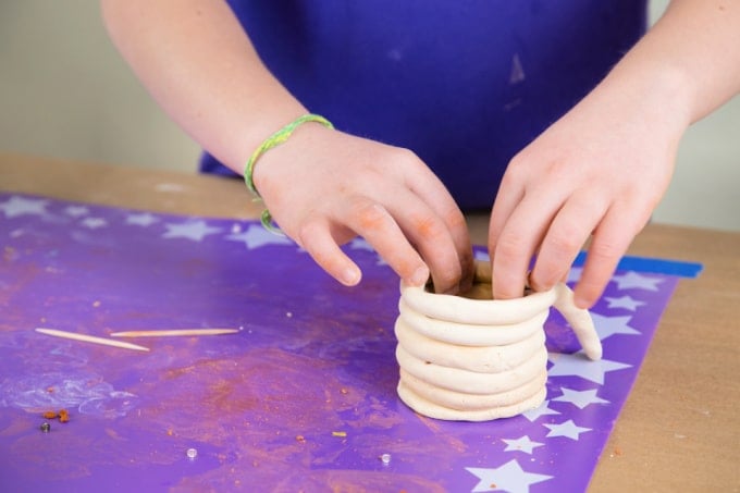 forming a coil pot