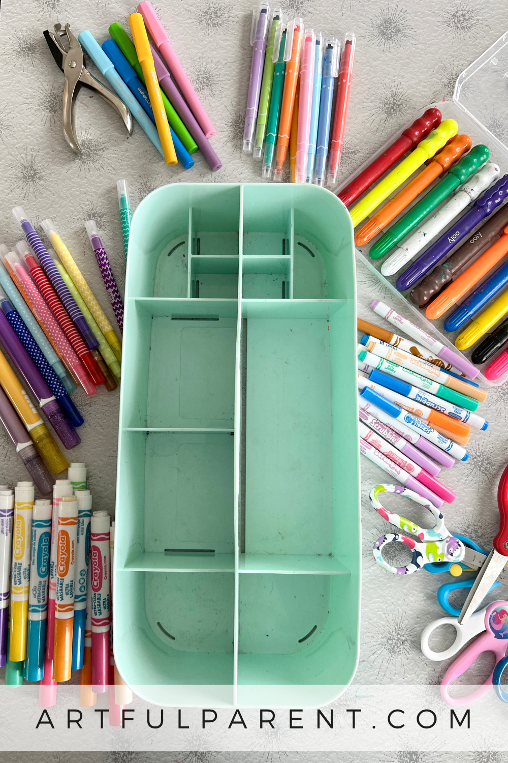 How to Set Up an Art Caddy