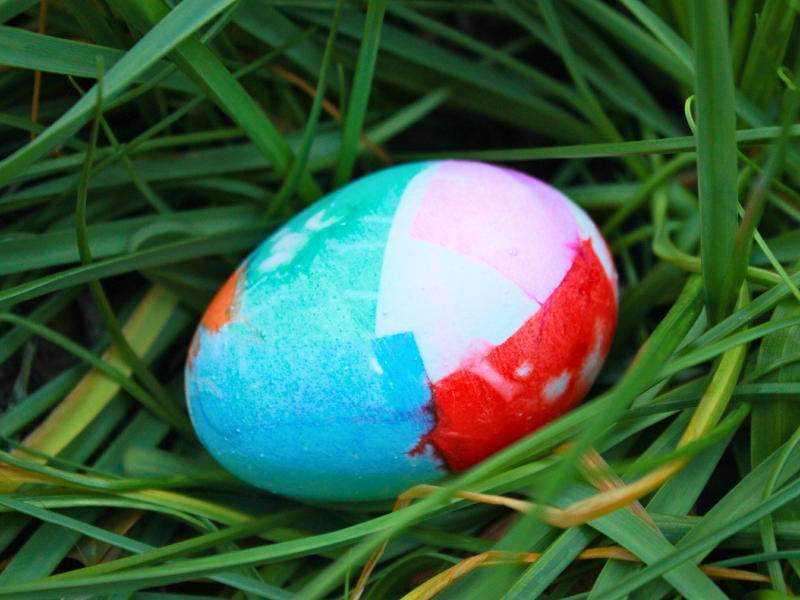 bleeding tissue paper egg