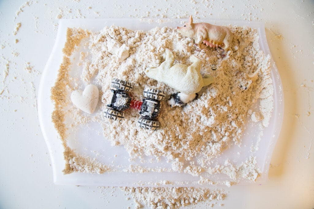cloud dough on tray