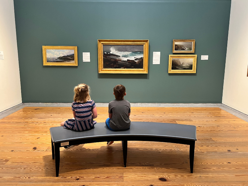 kids at art museum