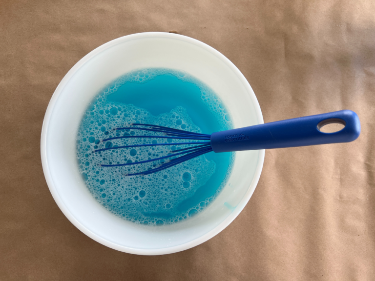 making super bubble solution
