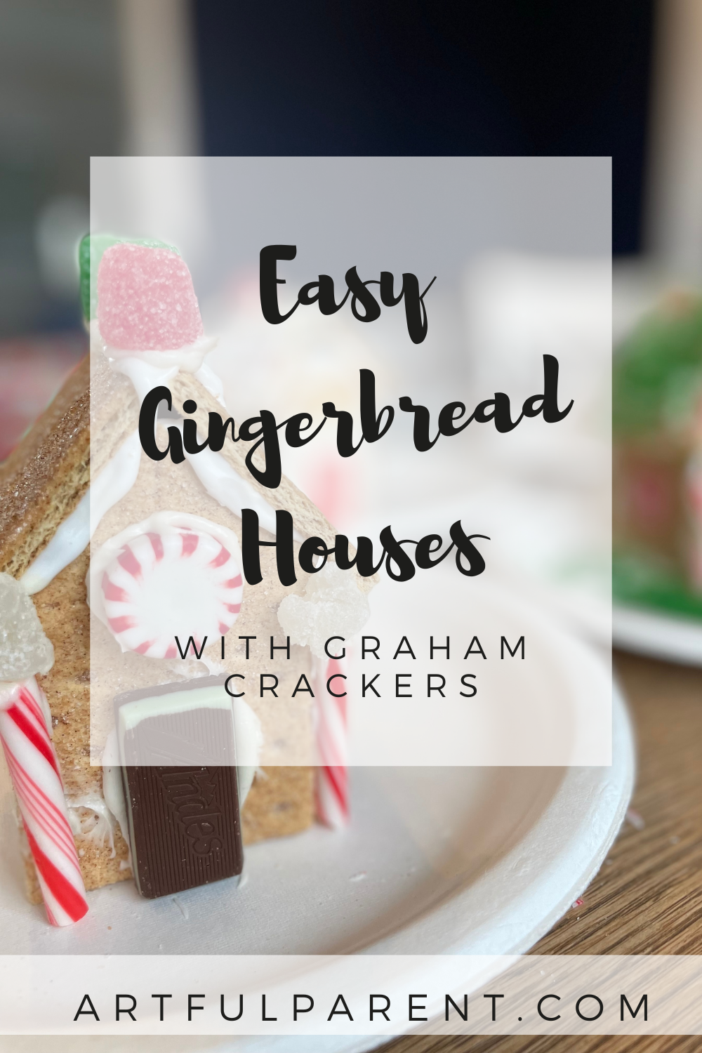 How to Make an Easy Gingerbread House with Graham Crackers