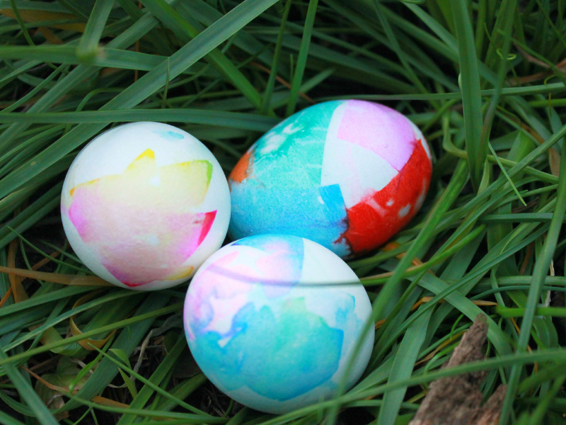 bleeding tissue paper eggs