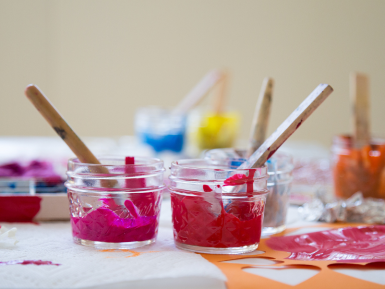 paint cups