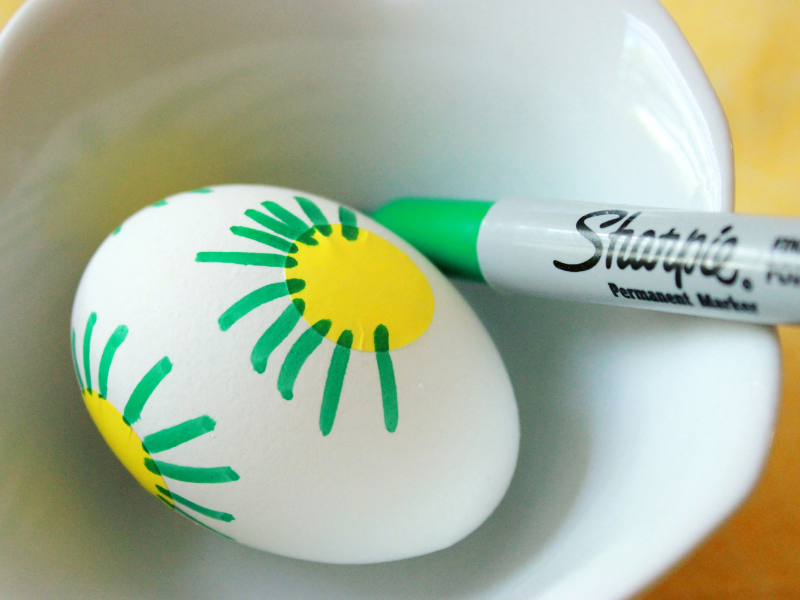 sticker and marker egg