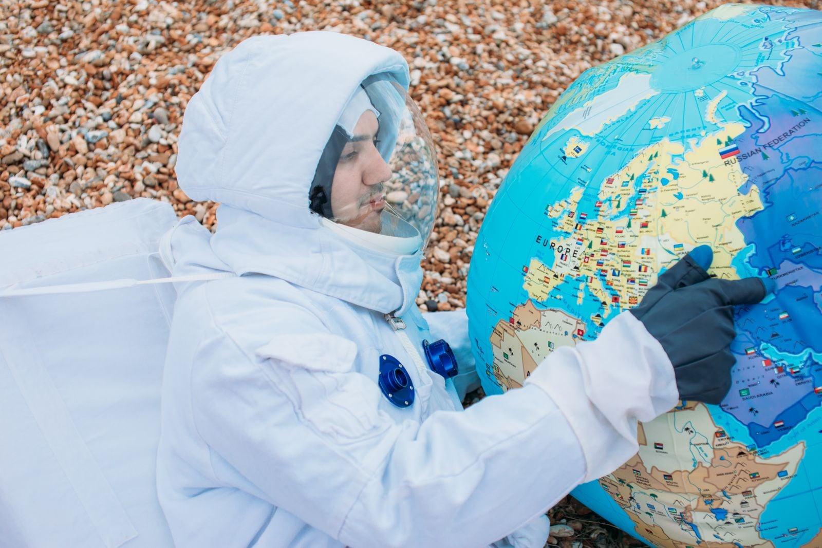 astronaut spacesuit gloves