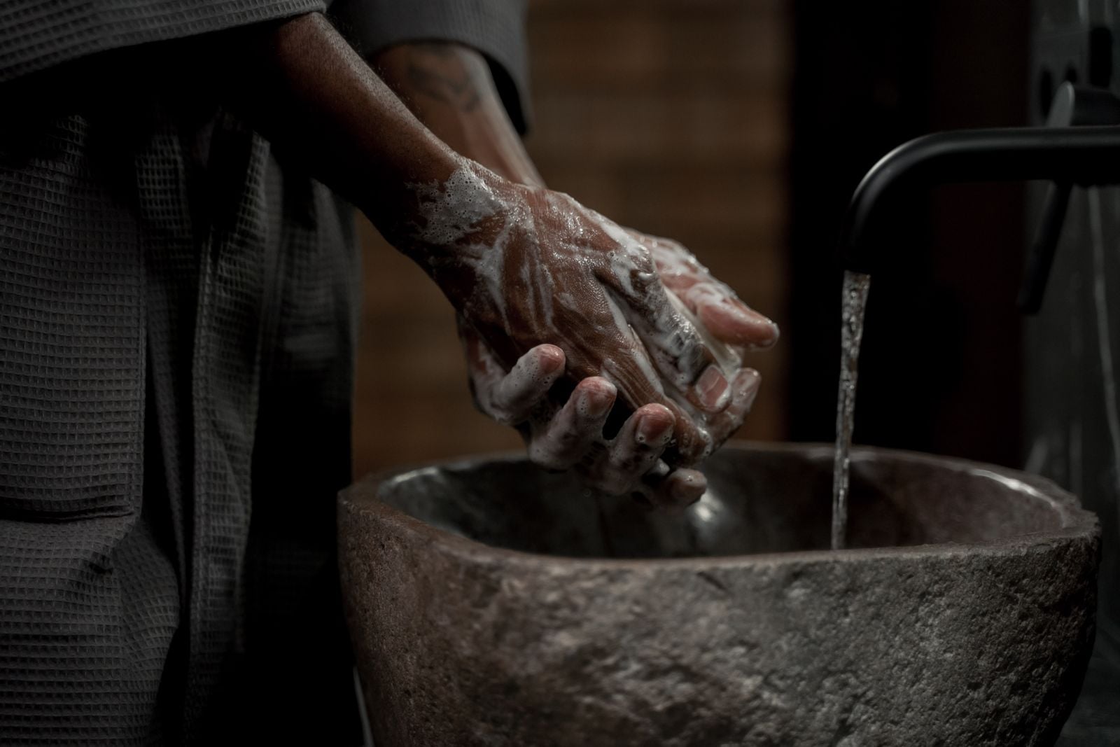 chlorinated lime handwashing basin
